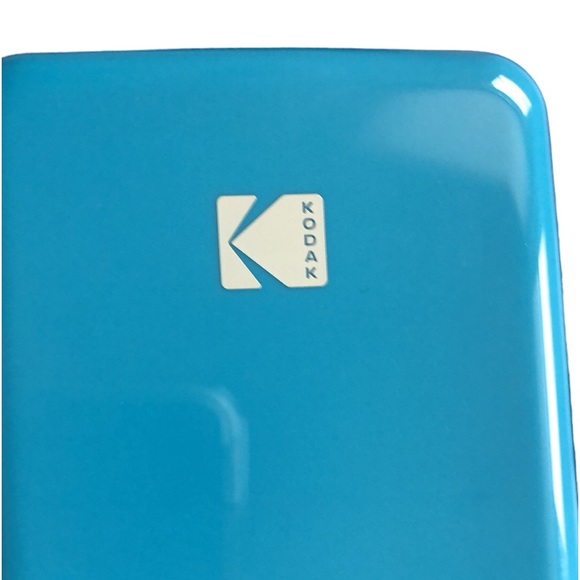 Kodak mini 2 HD printer with Case Easy set up great image quality take along - Picture 7 of 10